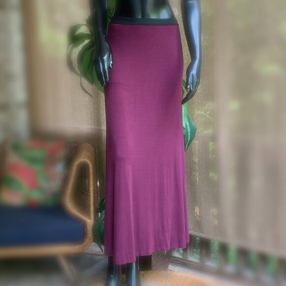Free People Dresses & Skirts - Free People Burgundy Side Slit Maxi Skirt